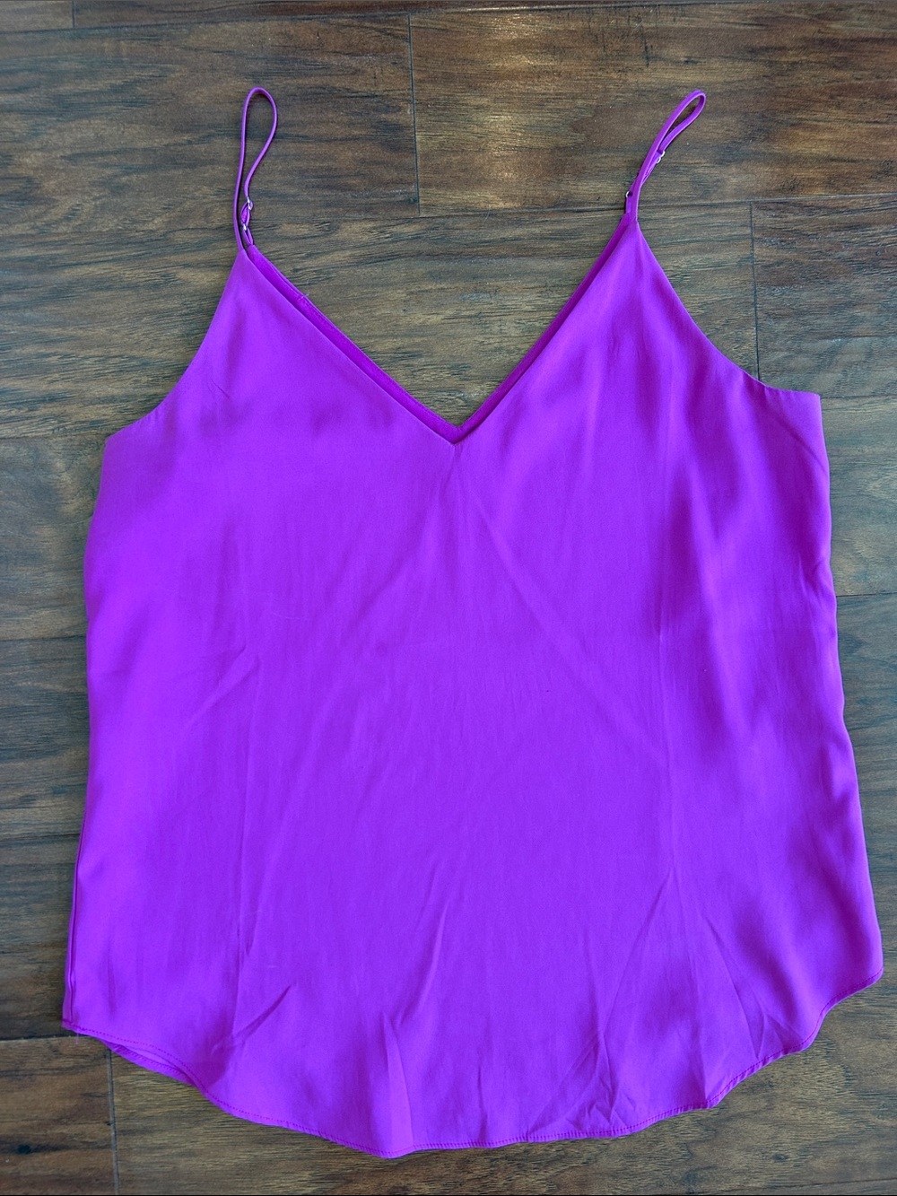 Express Sleeveless V-Neck Camisole in Bright Purple